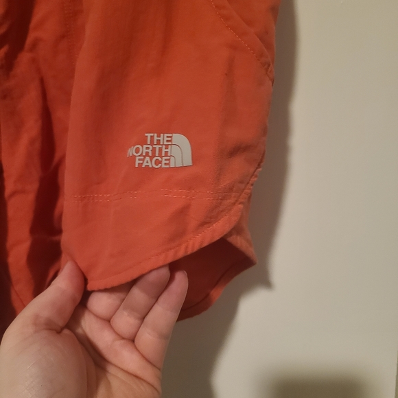 The North Face hiking shorts - Picture 2 of 7